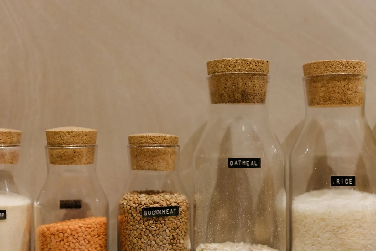 Étiquette de produit alimentaire montrant la liste des ingrédients et teneurs en sucre
